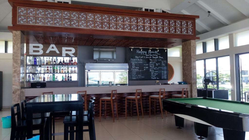 Ocean Apartment Spa & Golf Danang 외부 사진